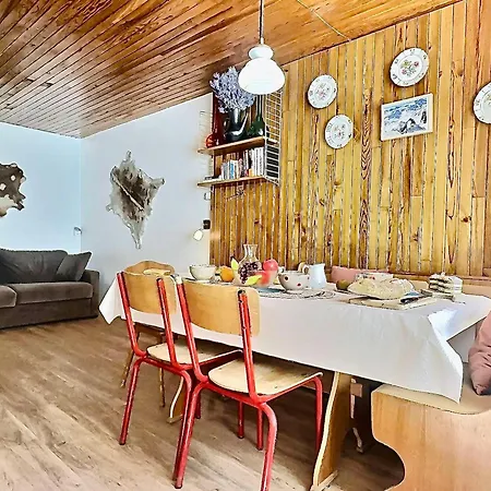 Joli 2 Pieces Avec Terrasse, Pres Des Pistes, Commerces Et Ecole De Ski, Pour 4 Personnes A - Fr-1-411-666 Apartment *